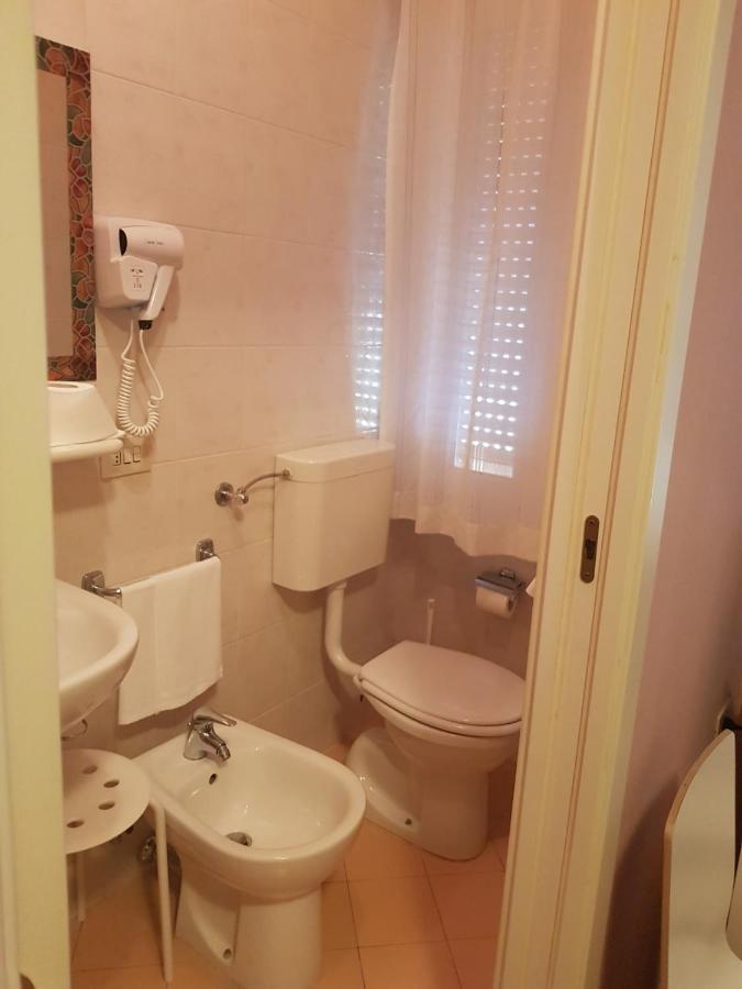 Monna Lisa Hotel 3*
